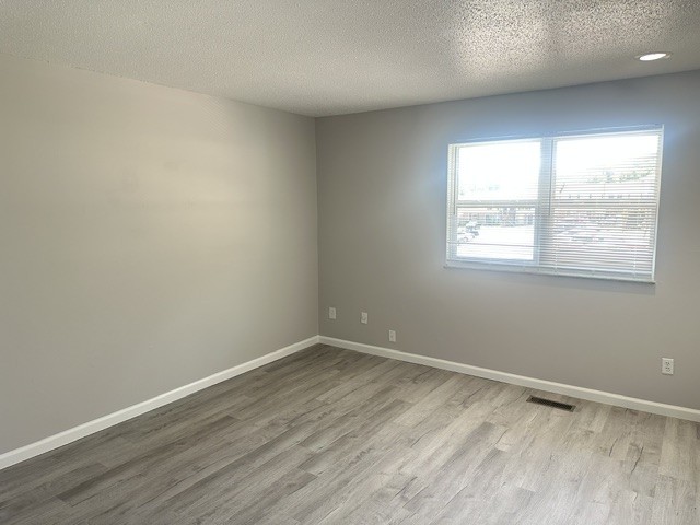 2075 Clingan Dr, Nw Property Photo 8