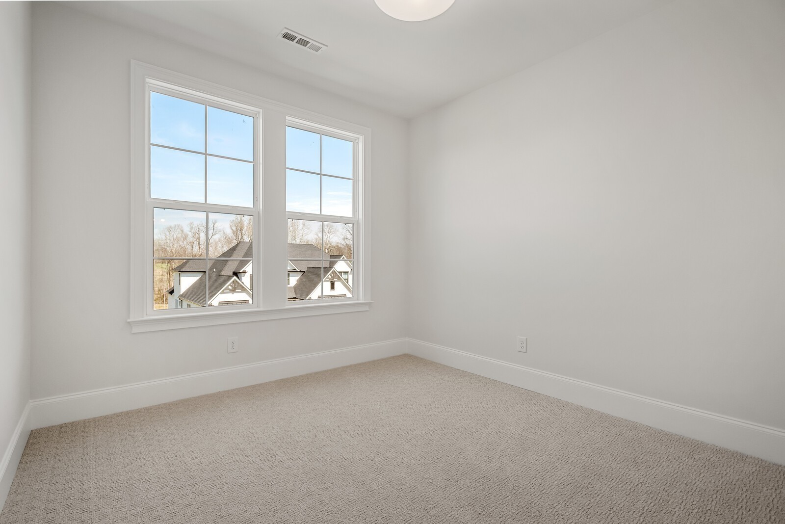 6104 St Charles Property Photo 55