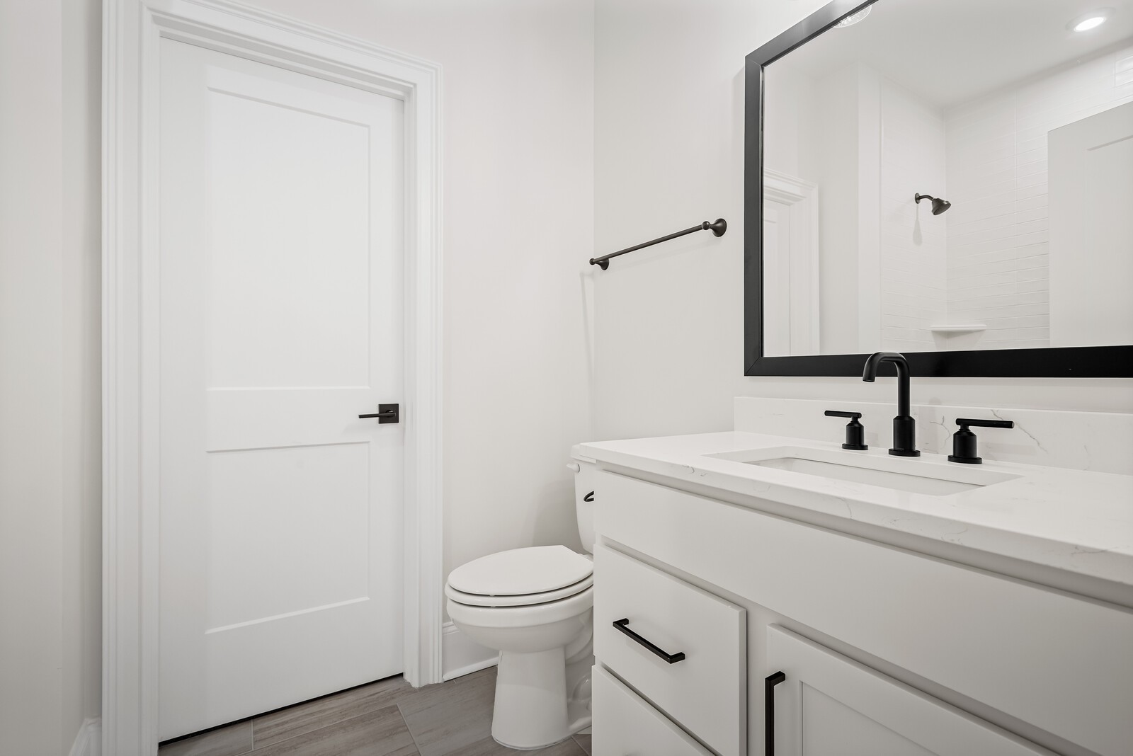 6104 St Charles Property Photo 59
