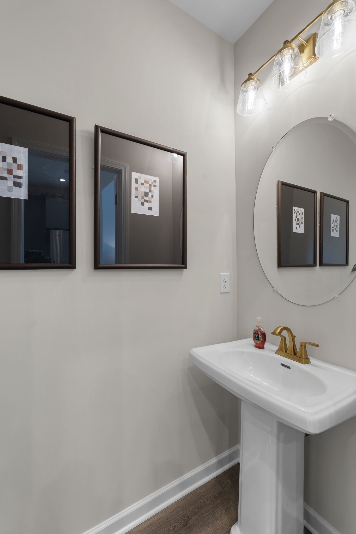 645 Club View Way Property Photo 12