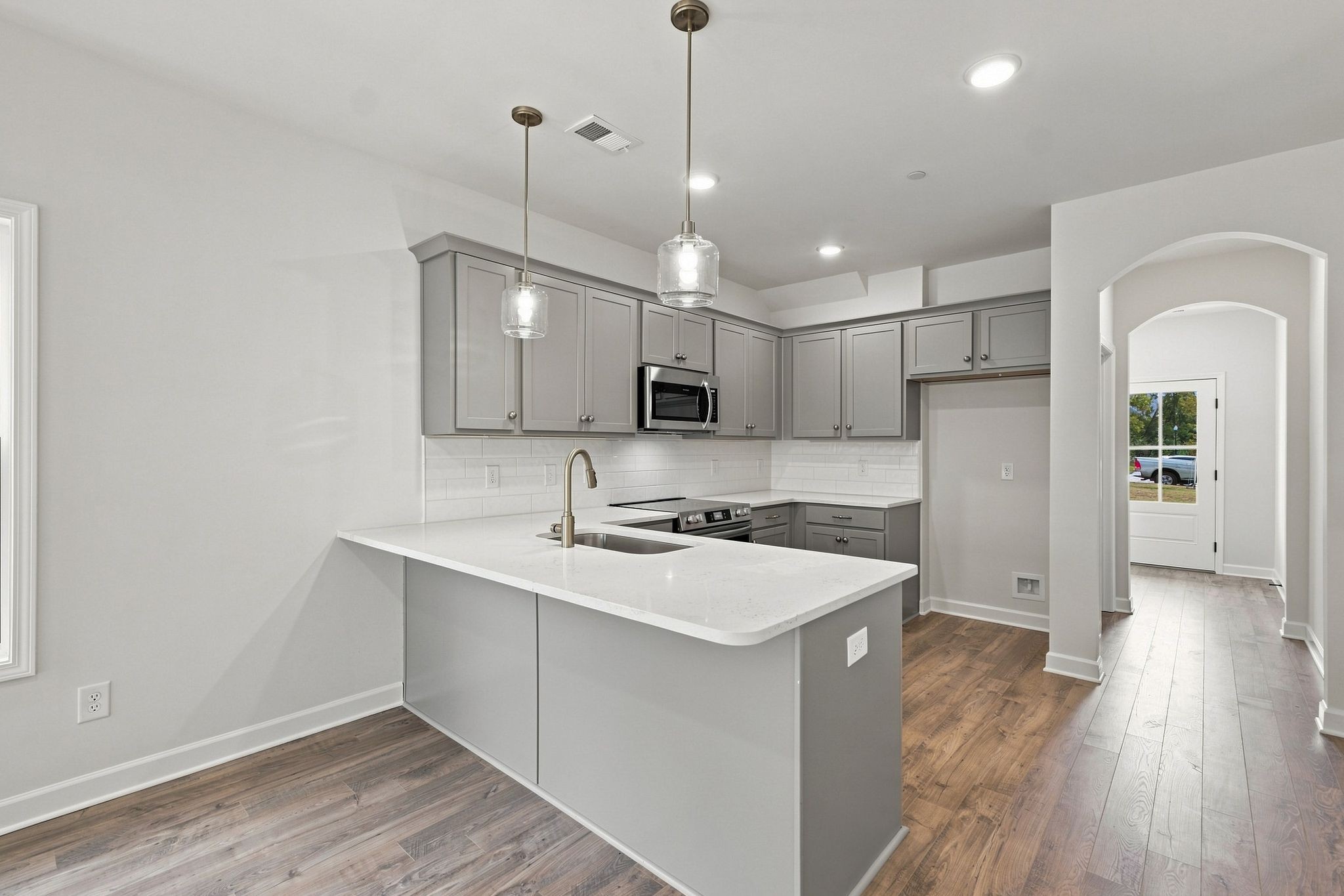470 Bishop Pvt Blvd Property Photo 6
