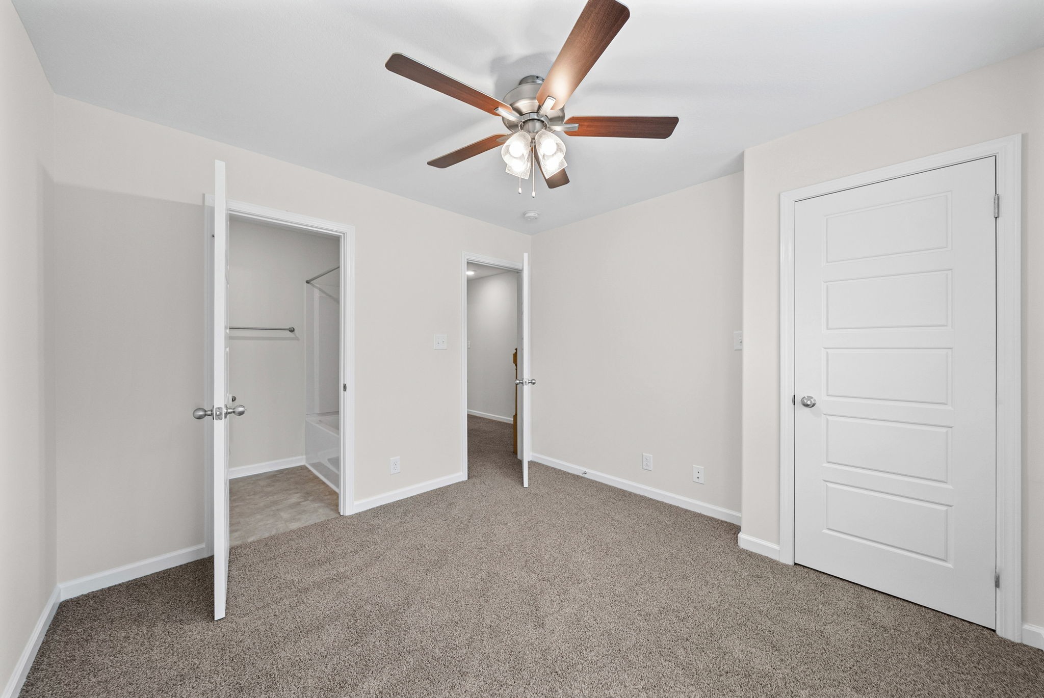 954 Richardson St Property Photo 18