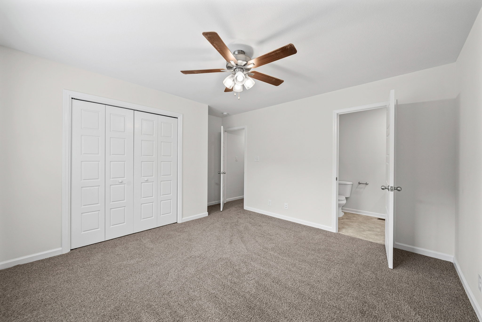954 Richardson St Property Photo 21