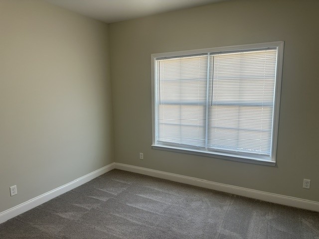 436 Bellingham Dr, Ne Property Photo 7