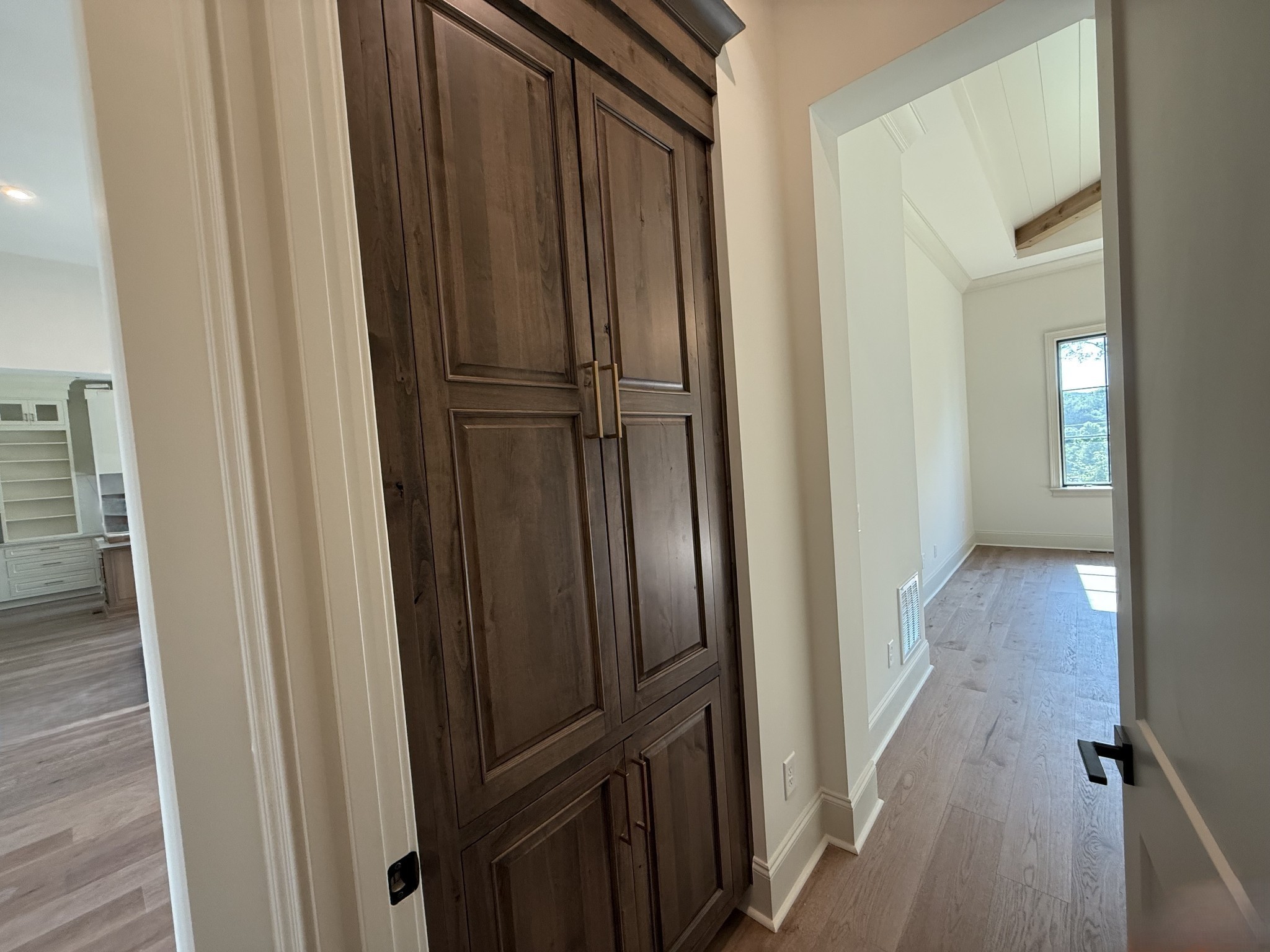 6108 St Charles Dr Property Photo 28