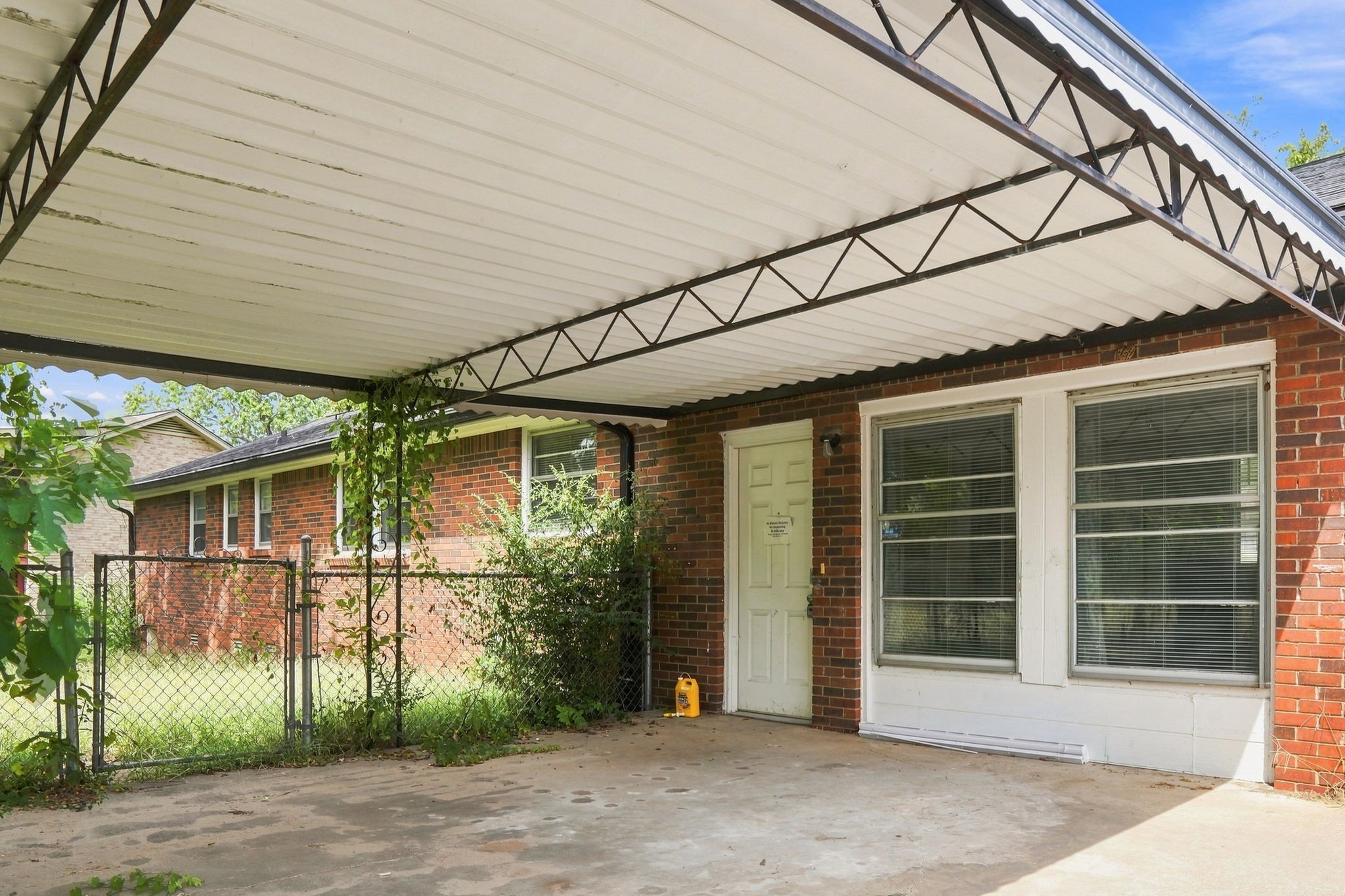 736 Roman Dr Property Photo 24