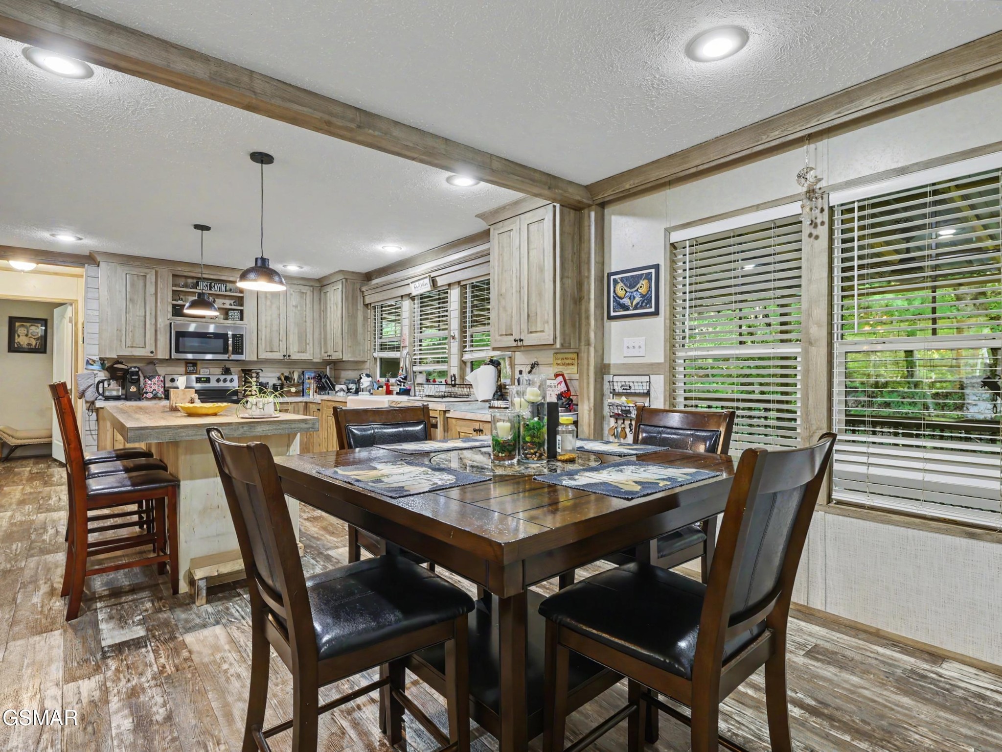 4748 Bogard Road Property Photo 14