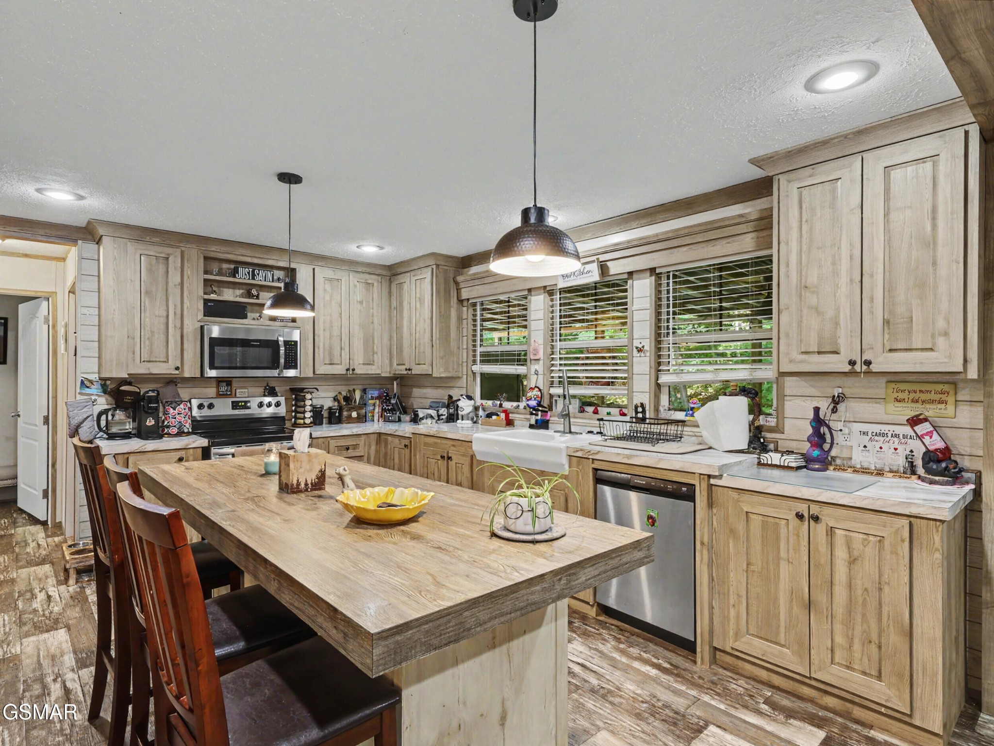 4748 Bogard Road Property Photo 15