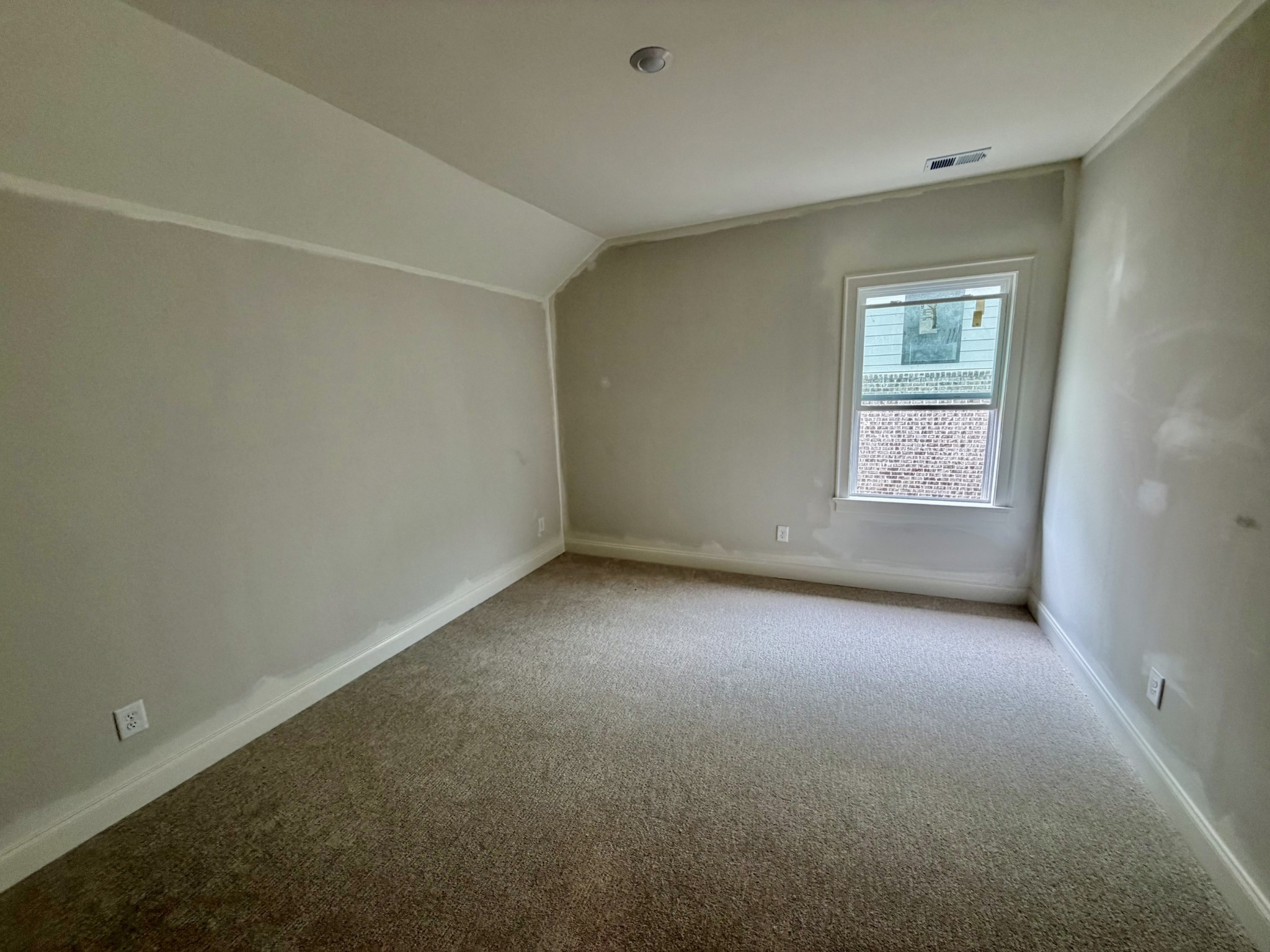 2401 Nolan Dr Property Photo 15