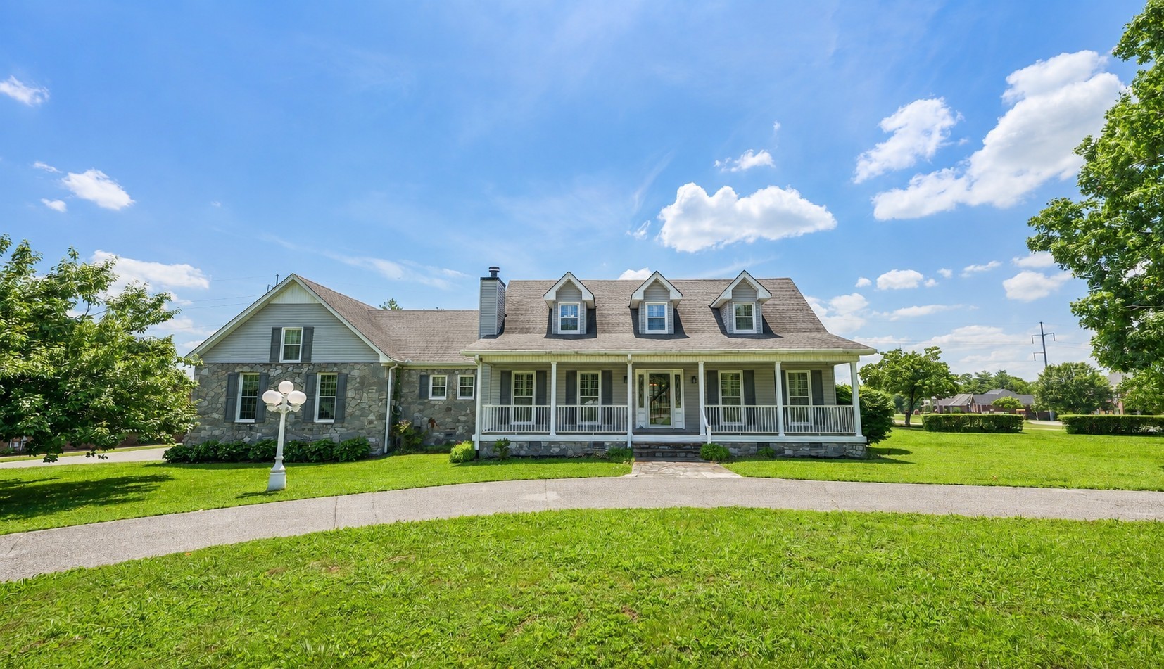 131 Stonehouse Dr