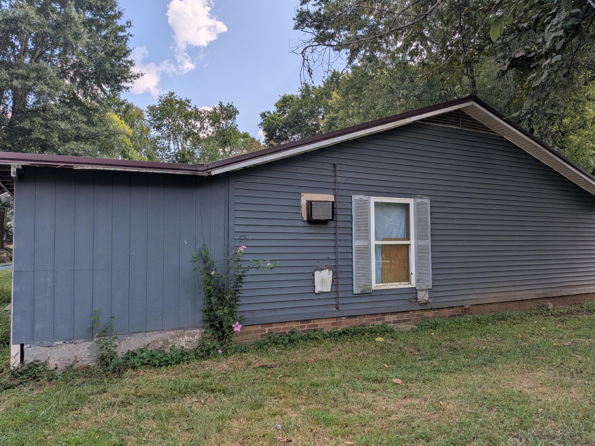 395 Cemetery Road Property Photo 7