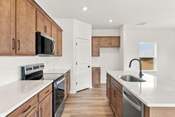 204 Jasper Way Property Photo 11