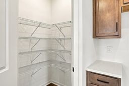 204 Jasper Way Property Photo 14