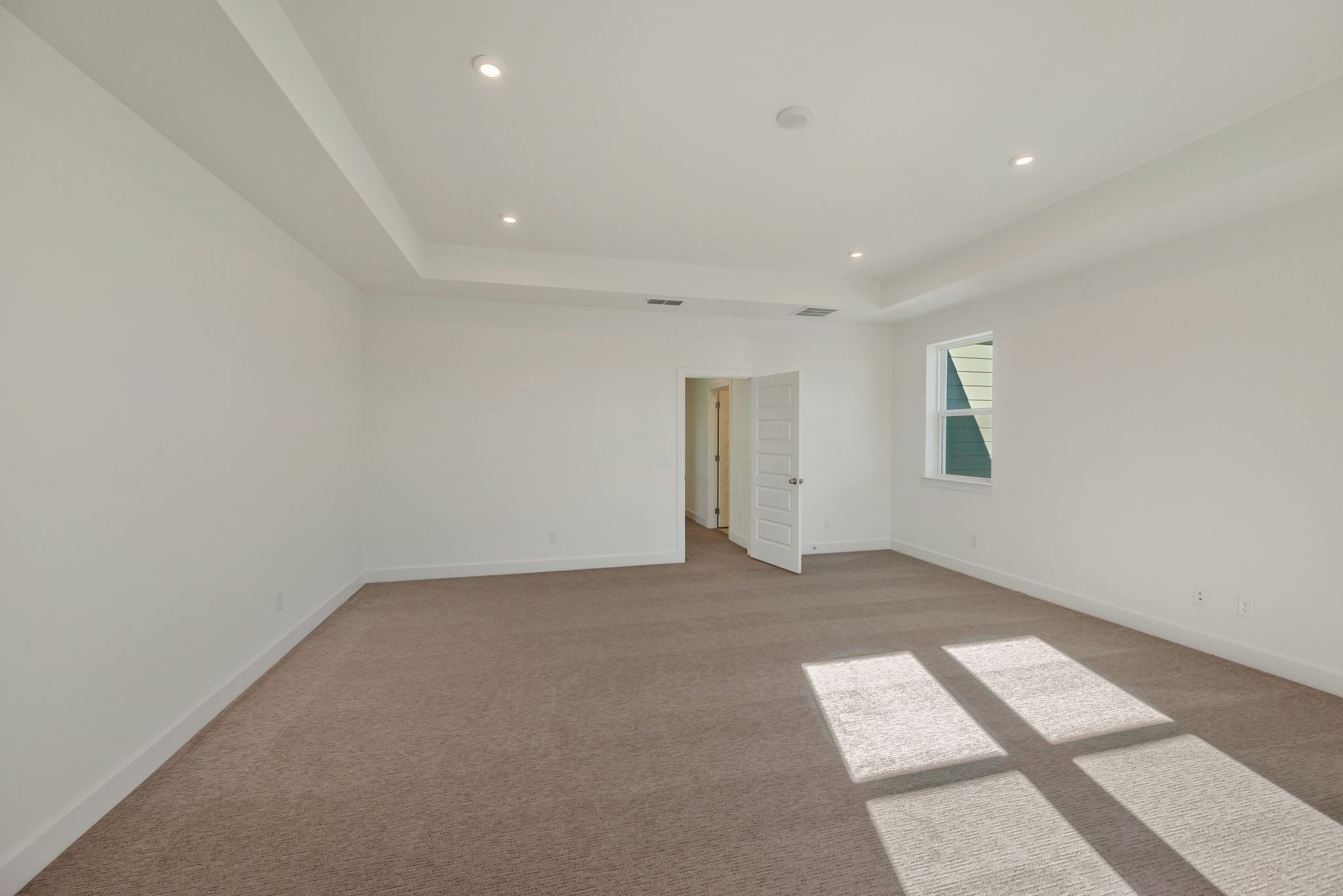1210 Wallace Way Property Photo 16
