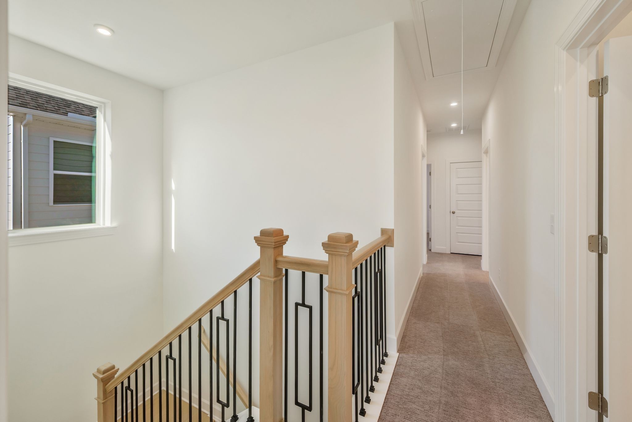 1210 Wallace Way Property Photo 17