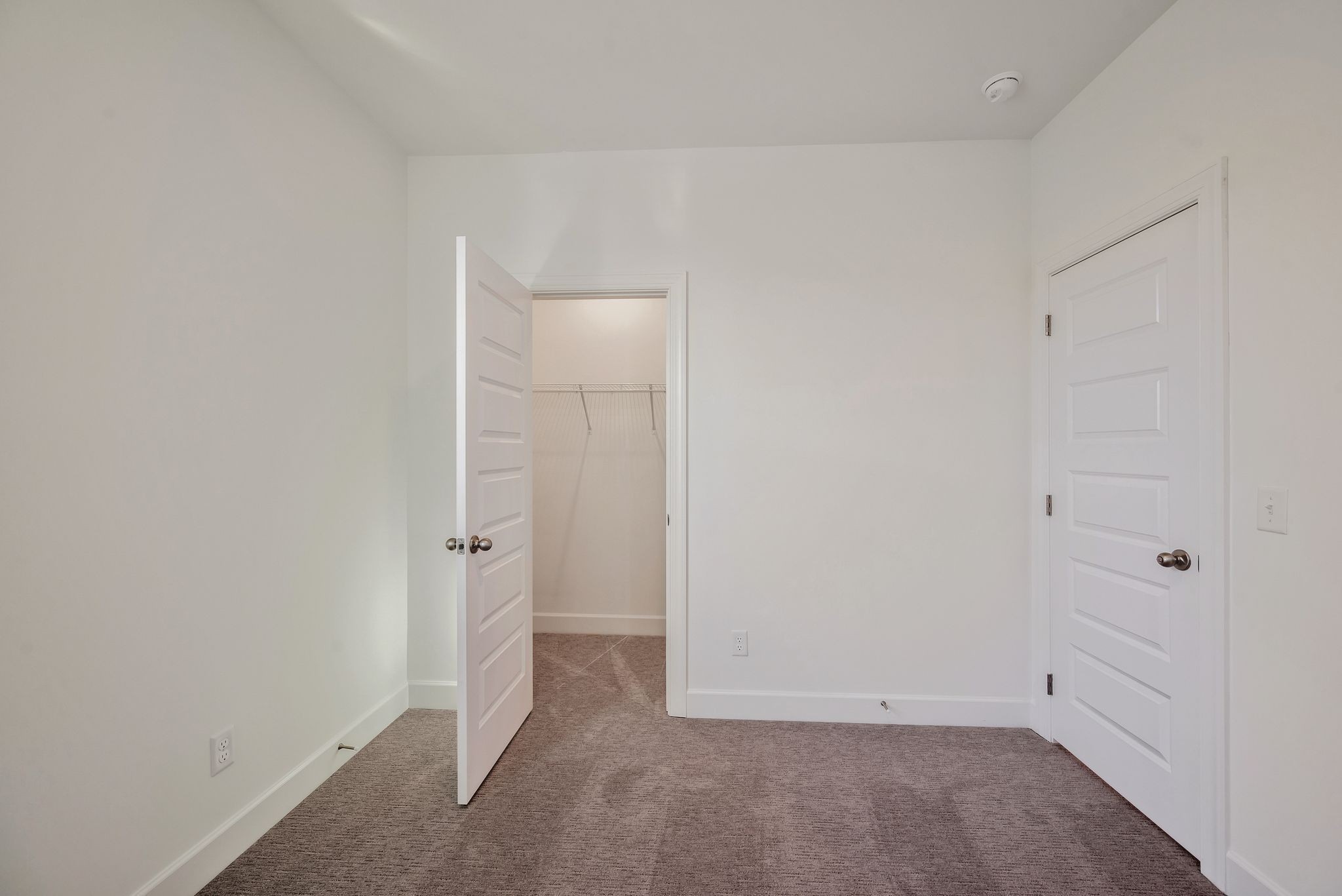 1210 Wallace Way Property Photo 20