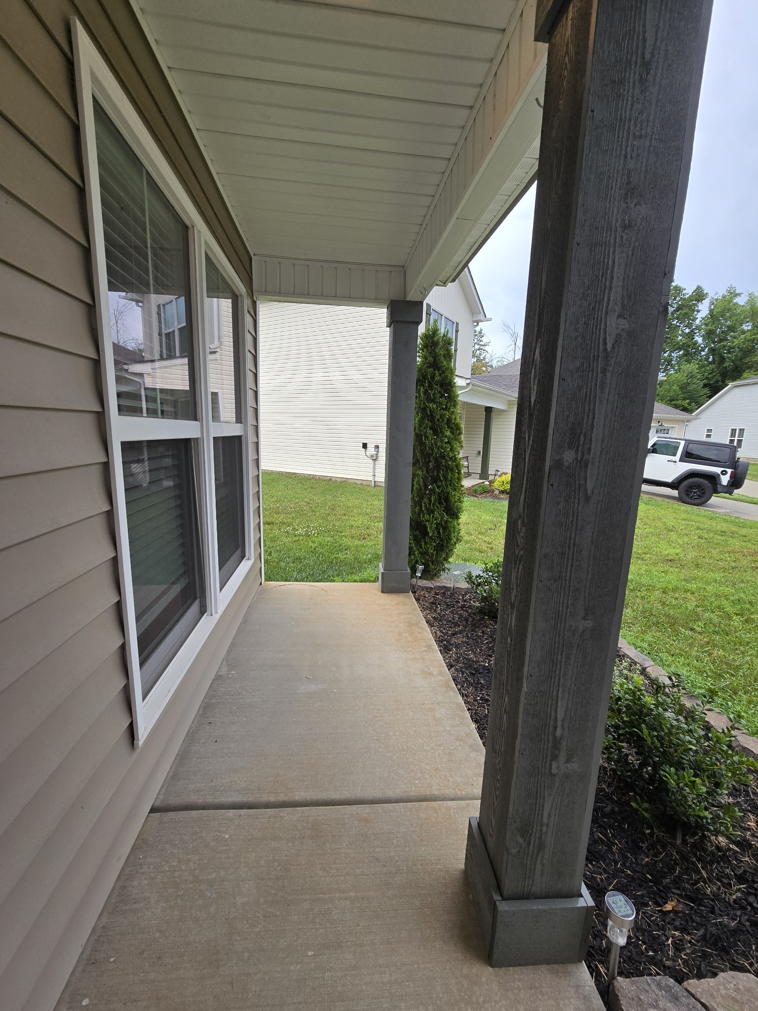 1176 Cottonwood Dr Property Photo 2