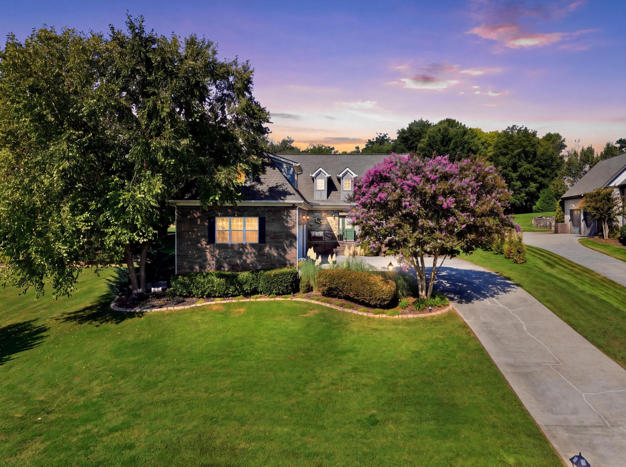 7345 Splendid View Drive Property Photo 1