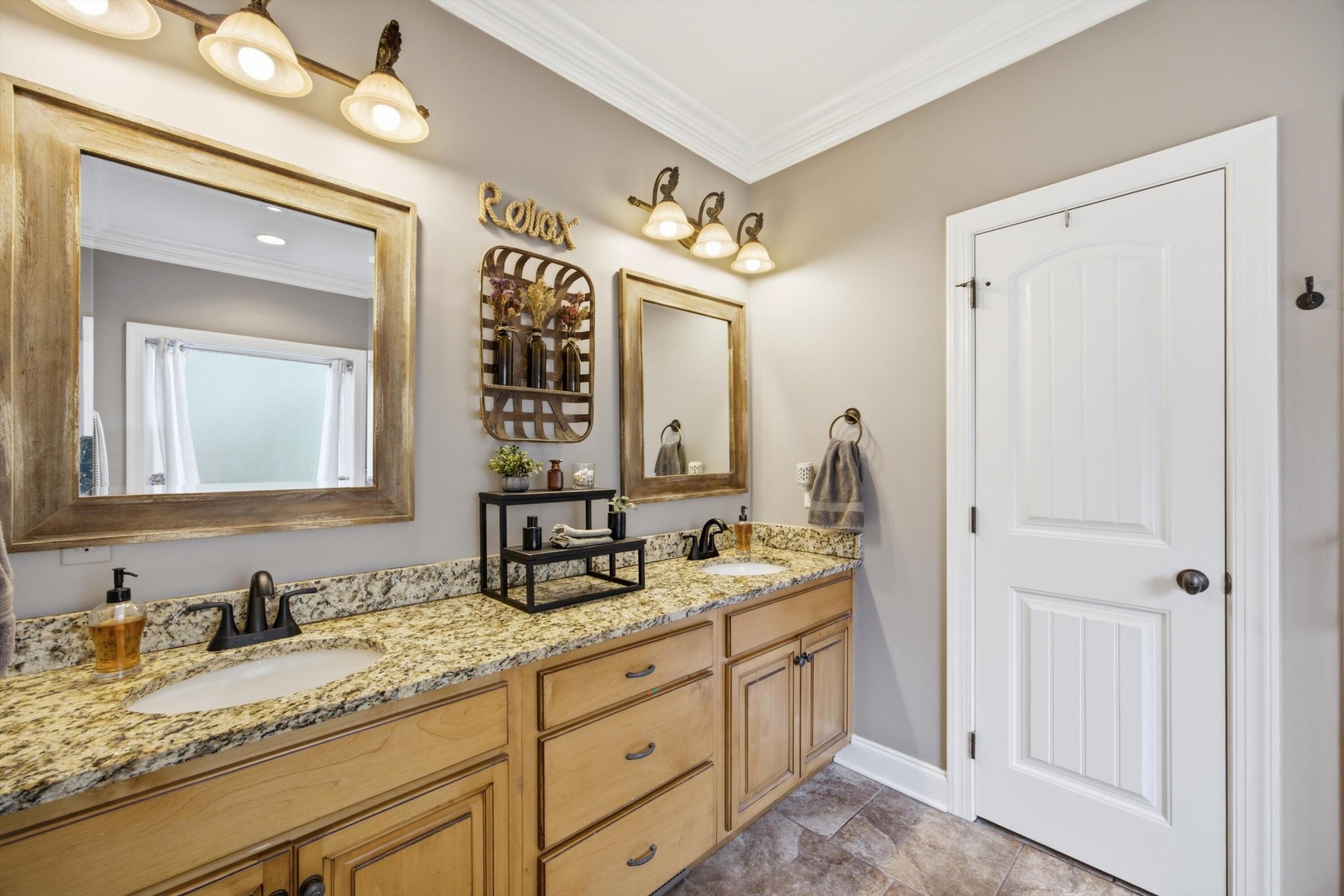 7345 Splendid View Drive Property Photo 25