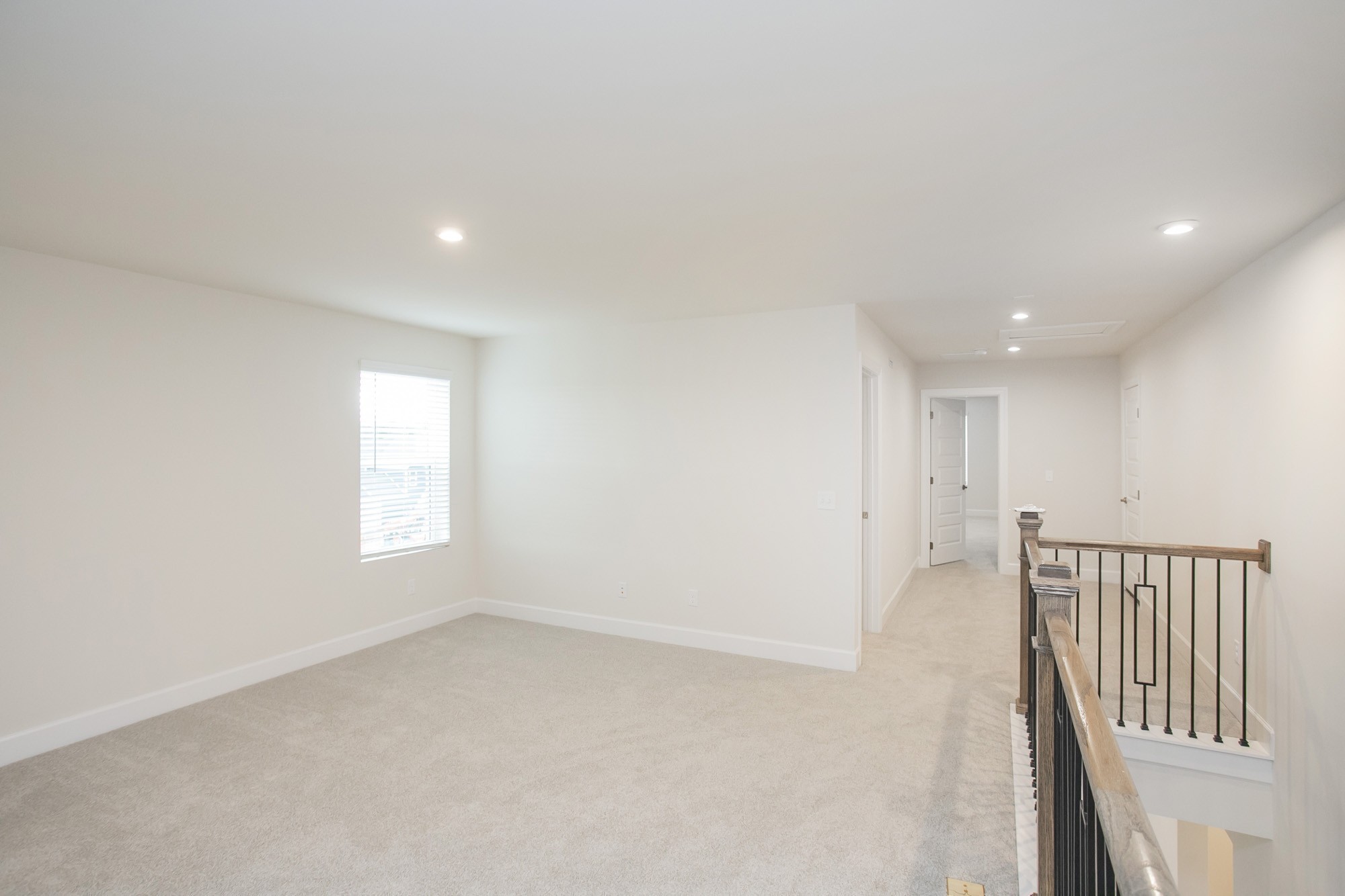 1234 Wallace Way Property Photo 23