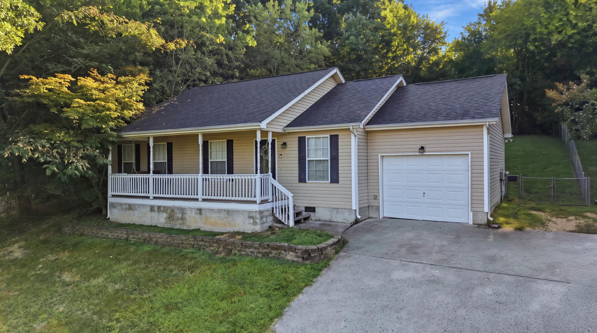 1337 Old Thatcher Road Property Photo 1
