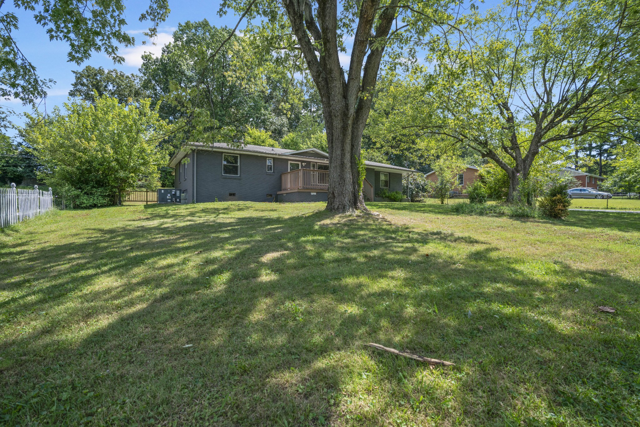 202 Yorktown Rd Property Photo 4