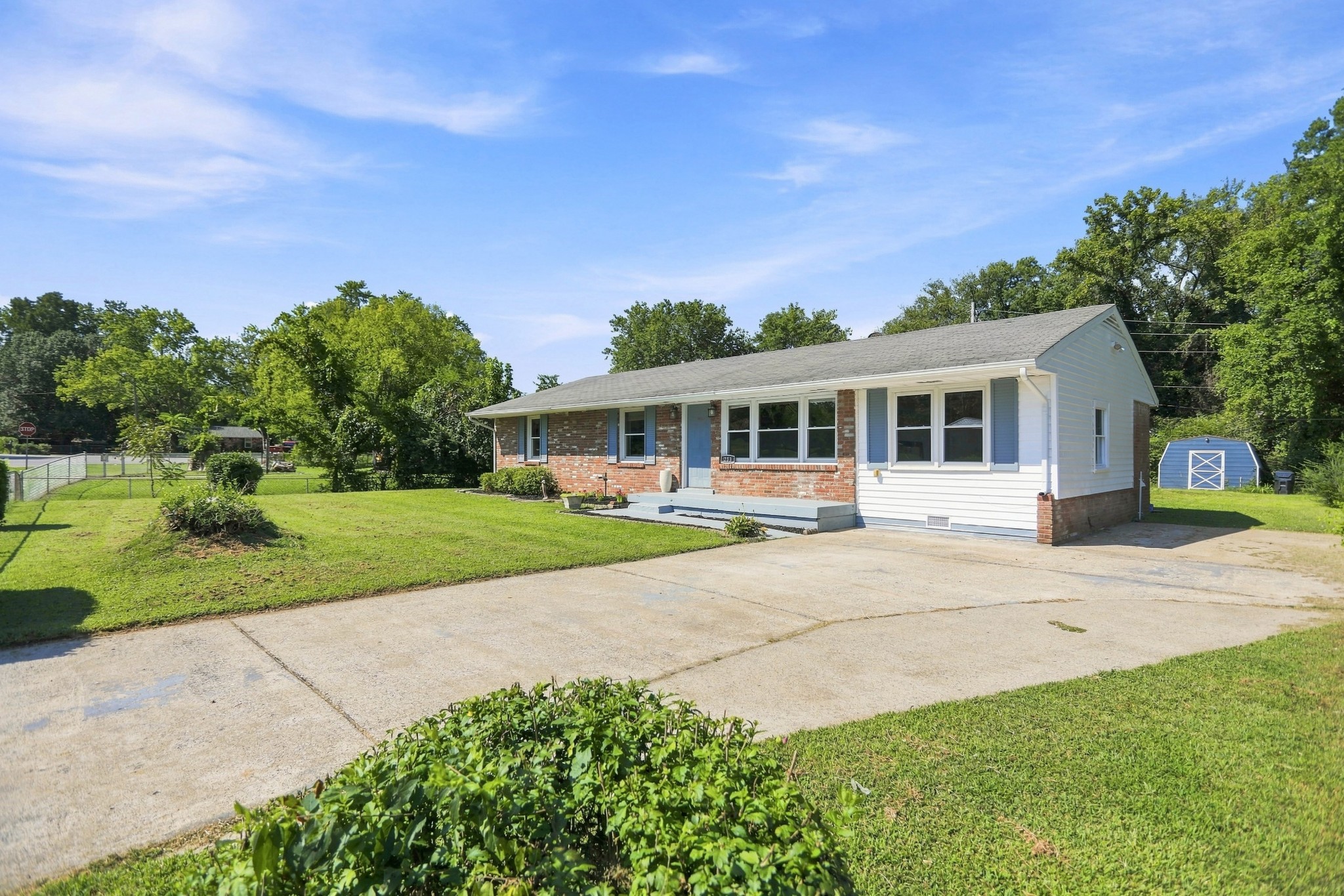 203 Rebecca Ln Property Photo 1