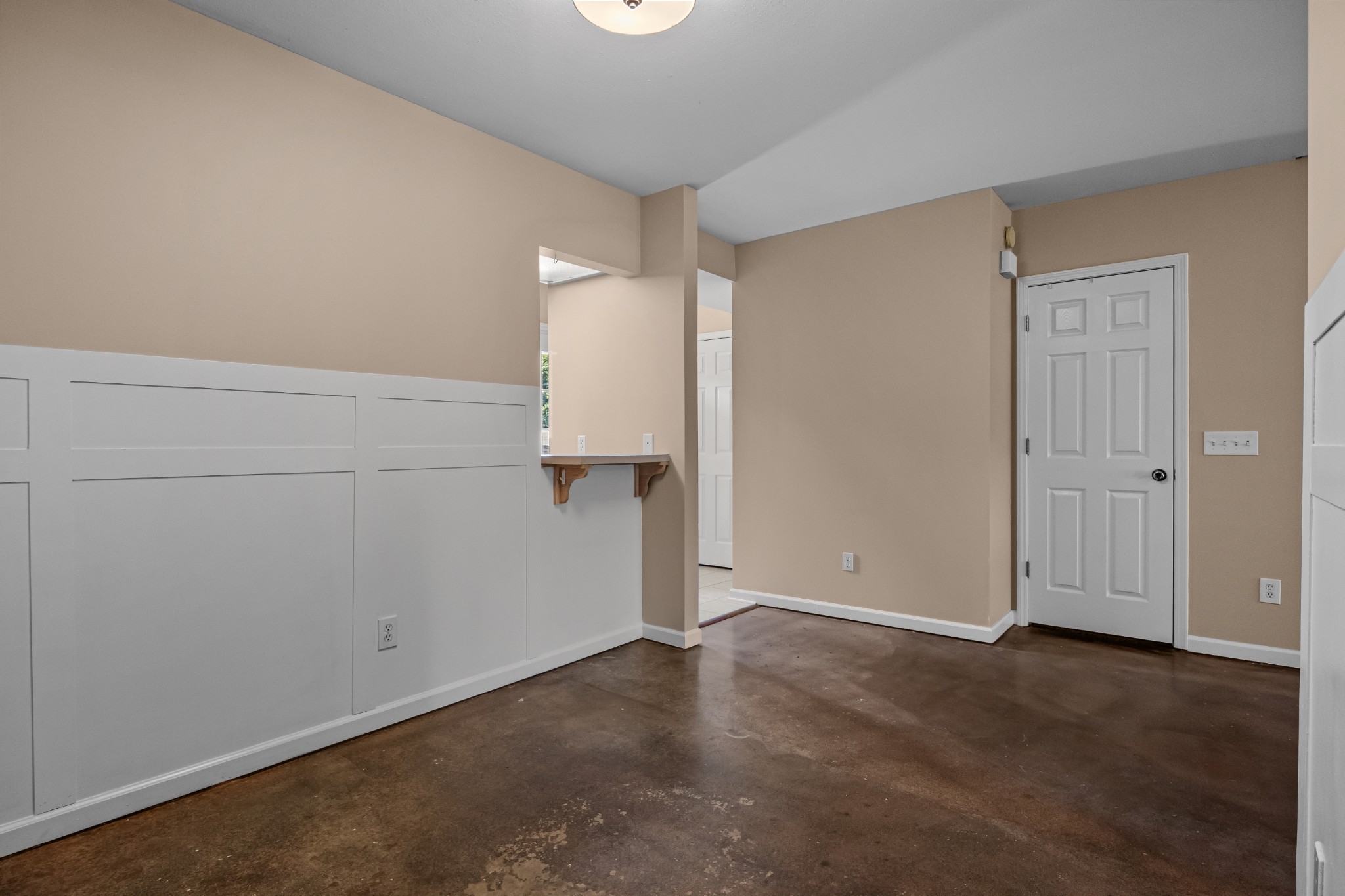 111 Eastdale Ln Property Photo 16