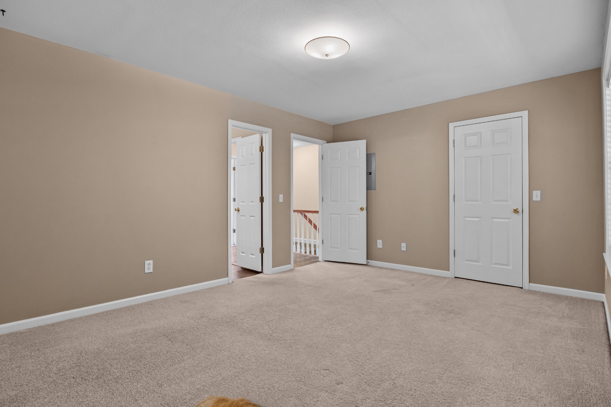 111 Eastdale Ln Property Photo 28