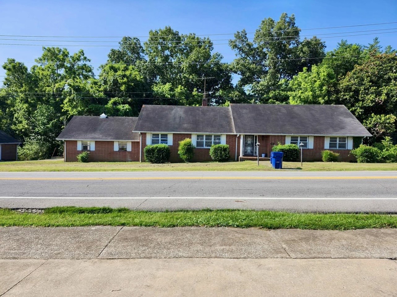 429 Spring St Property Photo 1