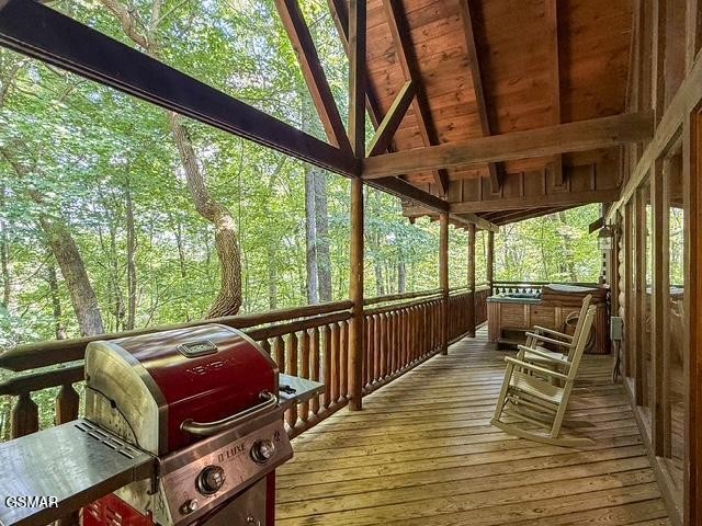 909 Ridgefield Drive Property Photo 12