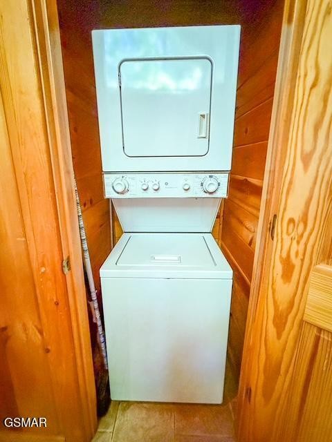 909 Ridgefield Drive Property Photo 15