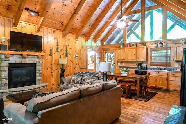 909 Ridgefield Drive Property Photo 26