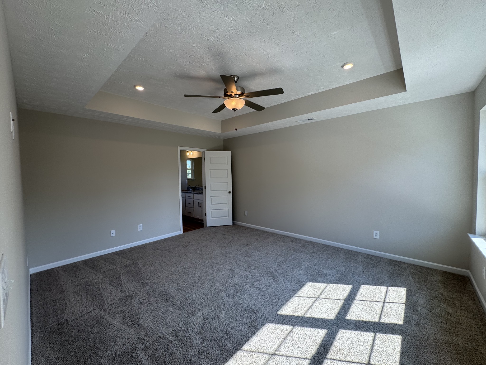 82 Laurel View St Property Photo 10