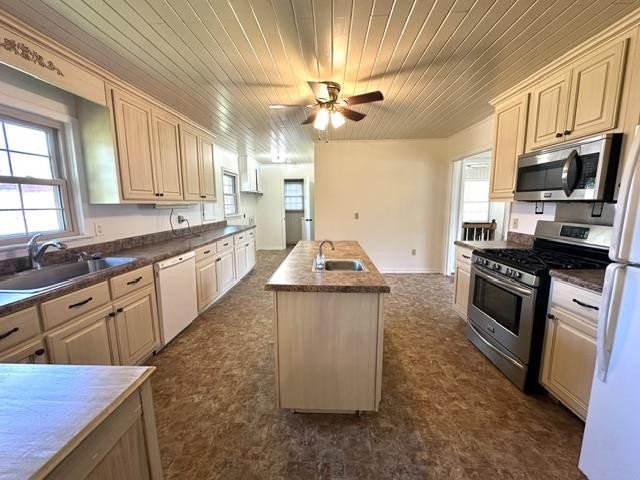 1105 Pinhook Dr Property Photo 13
