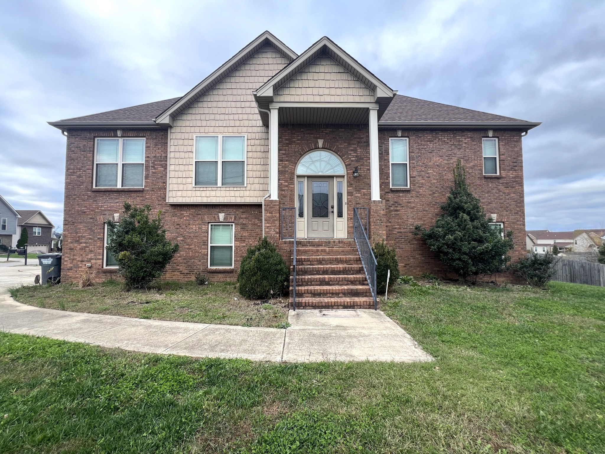 1701 Winterhaven Ct Property Photo 1