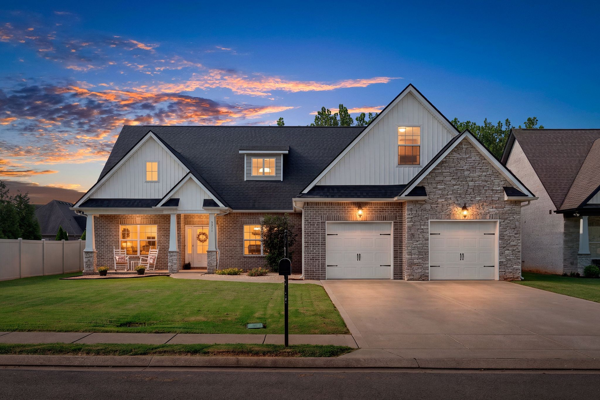 5311 Honeybee Dr