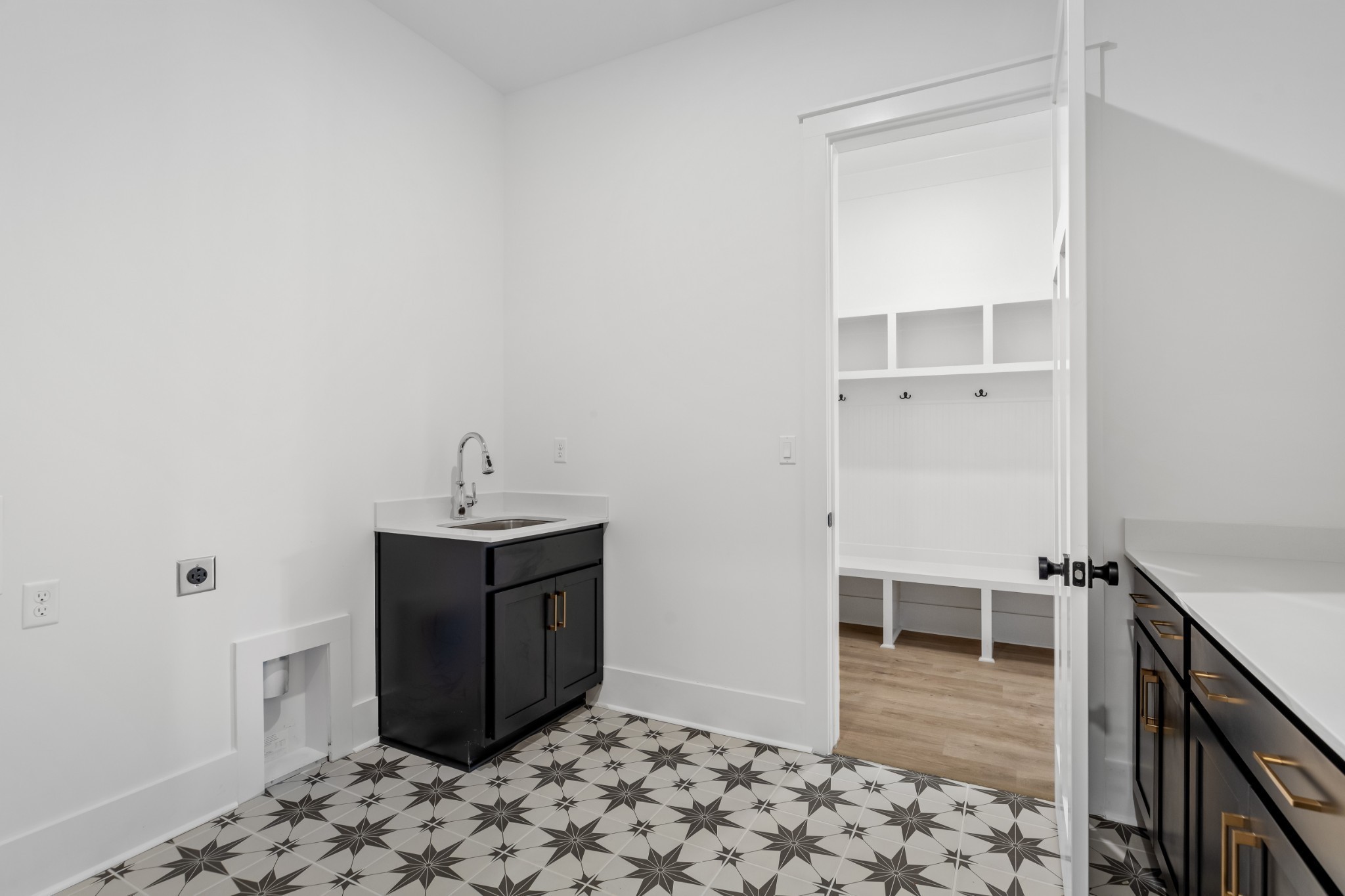 5104 Rambler Loop, W Property Photo 34