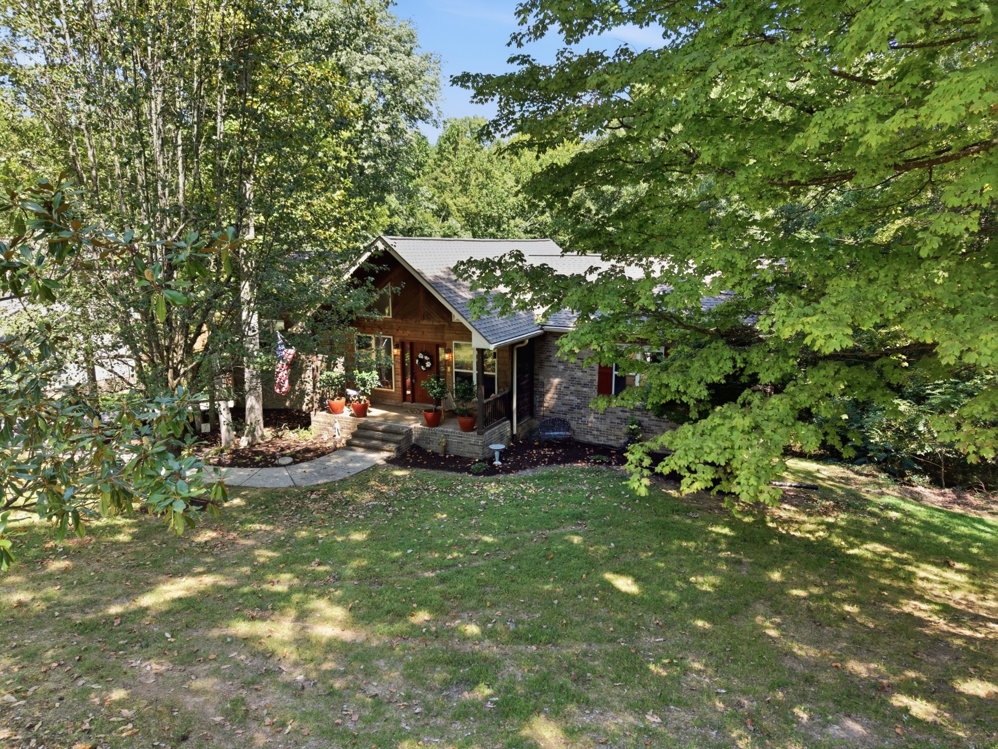 1003 Red Oak Dr Property Photo 9