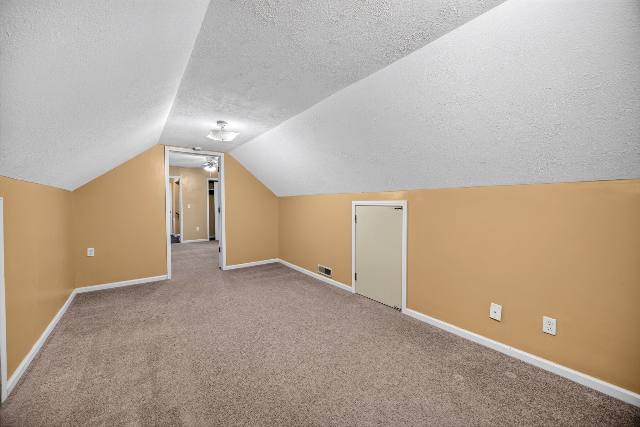 135 Springmont Dr Property Photo 31