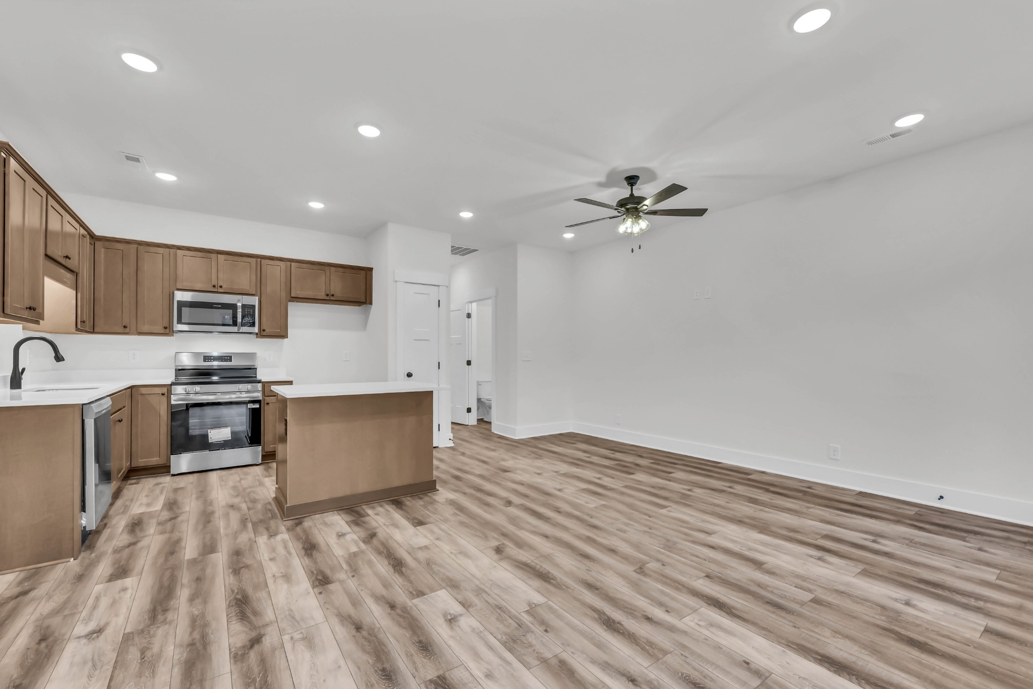 180 Clay Ridge Drive Property Photo 8