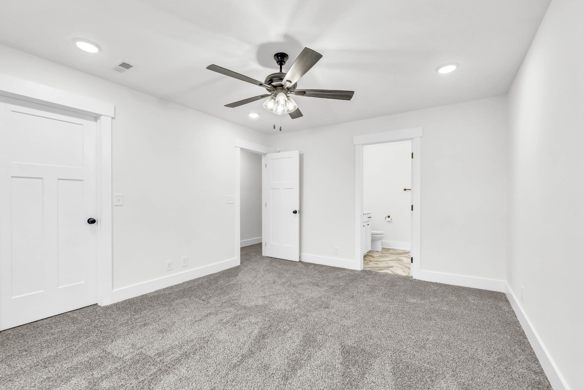 180 Clay Ridge Drive Property Photo 15