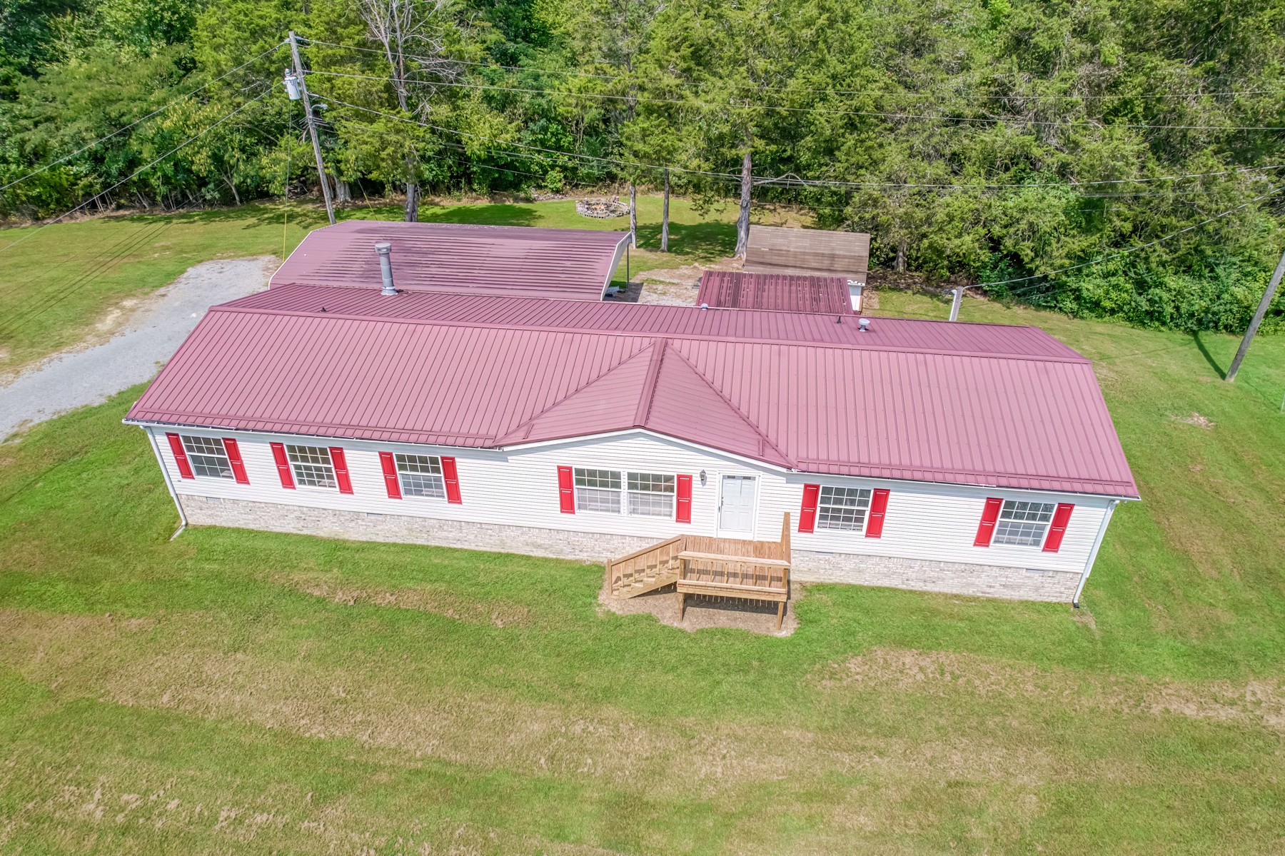 1144 Old Highway 66 Property Photo 1