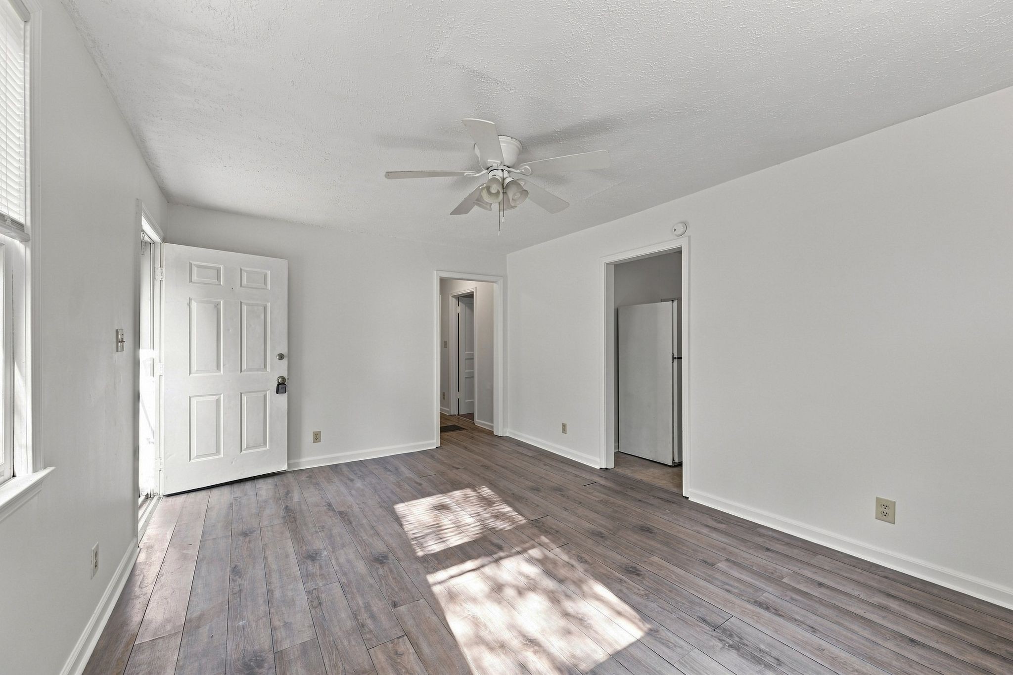 5520 Bon Air Cir Property Photo 6