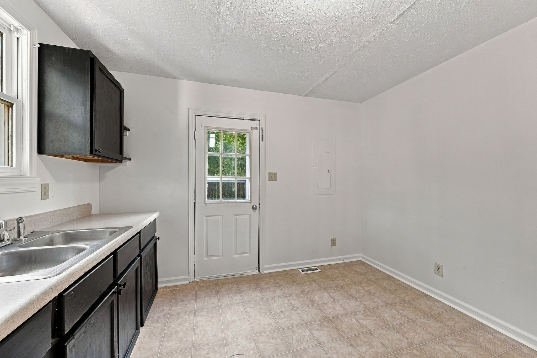 5520 Bon Air Cir Property Photo 12