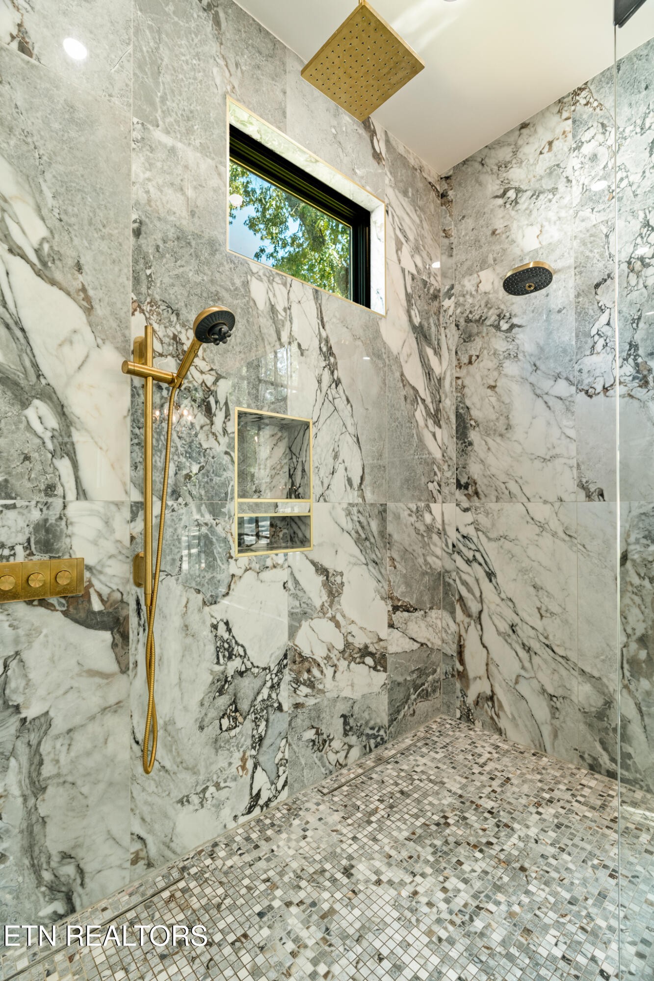 1205 Brook Green Rd Property Photo 32