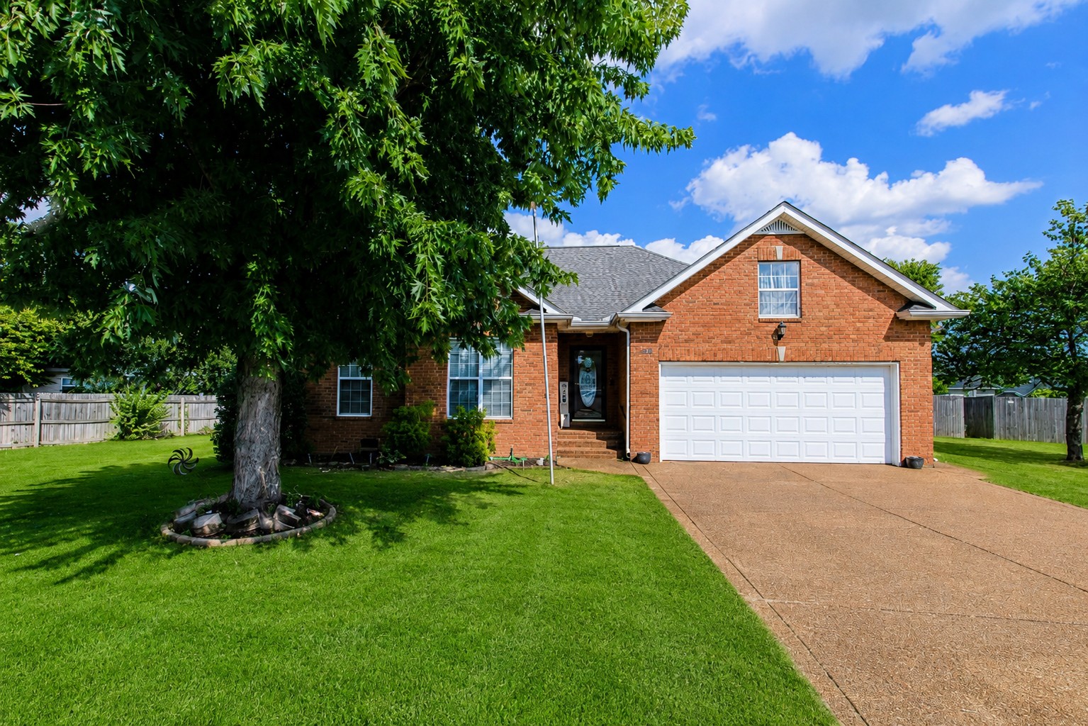 449 S Rocky Top St Property Photo 1