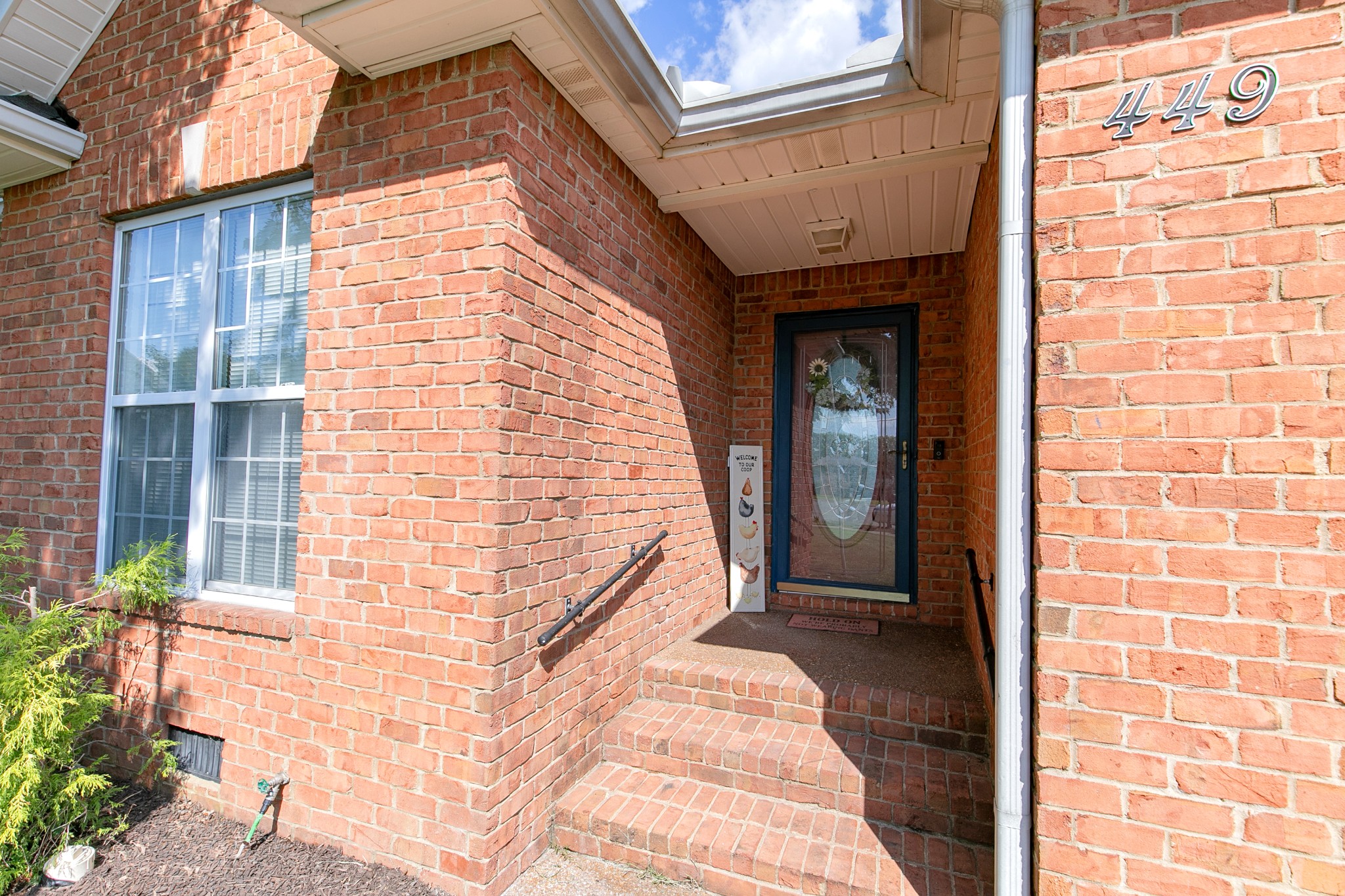 449 S Rocky Top St Property Photo 3