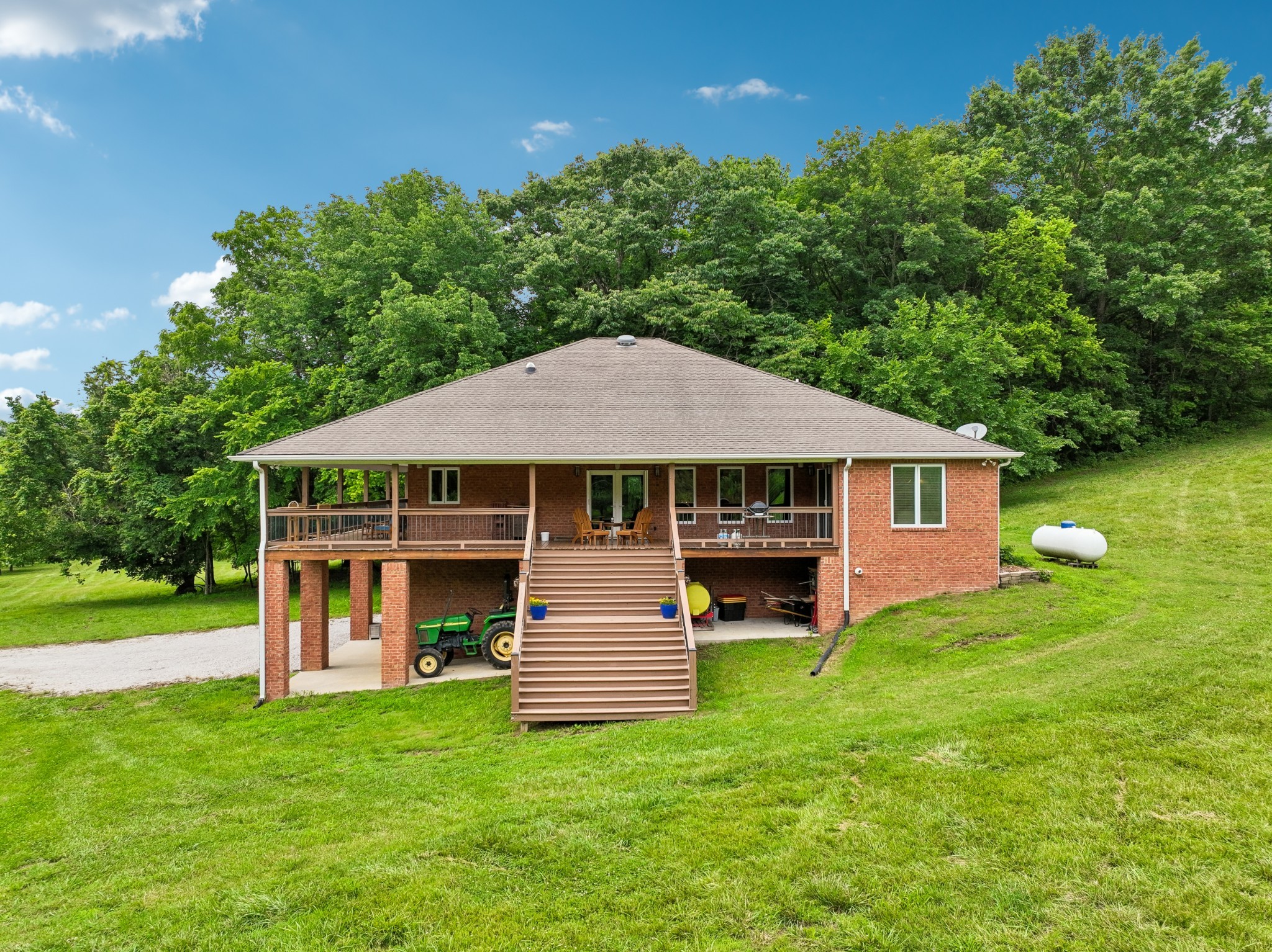 574 Hayes Ridge Rd Property Photo 11