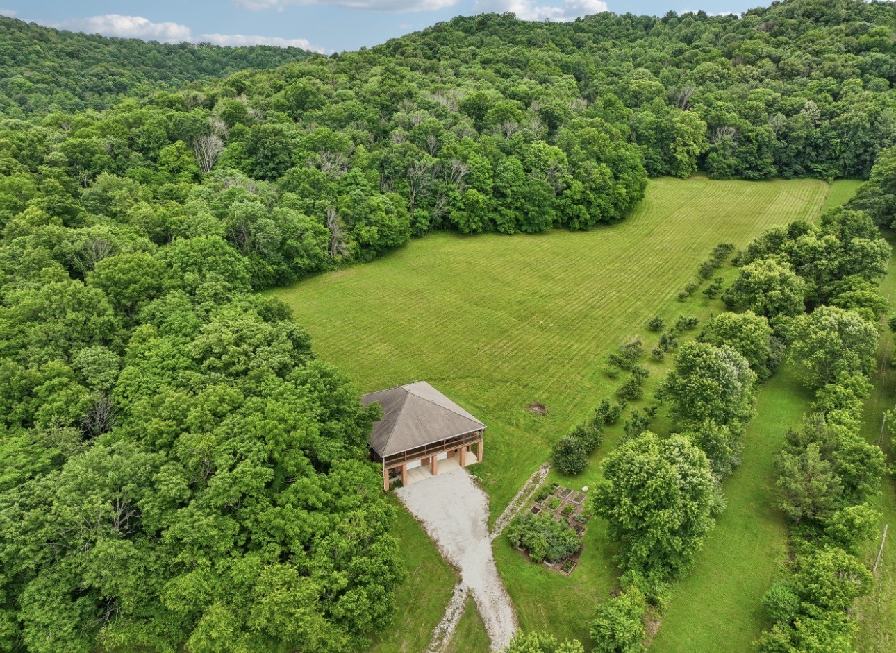 574 Hayes Ridge Rd Property Photo 13